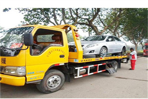 都兰附近24小时汽车拖车服务热线