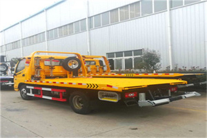 都兰附近拖车救援搭电